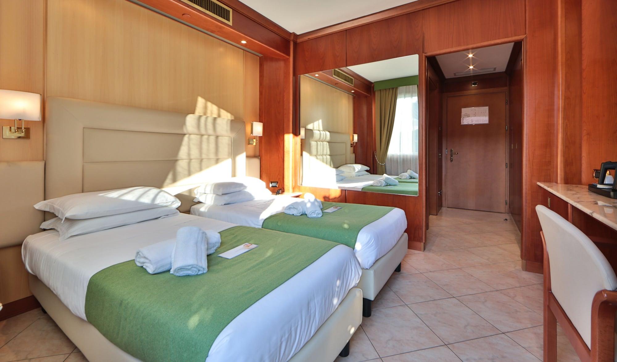 Best Western Hotel Anthurium Santo Stefano al Mare Exterior foto