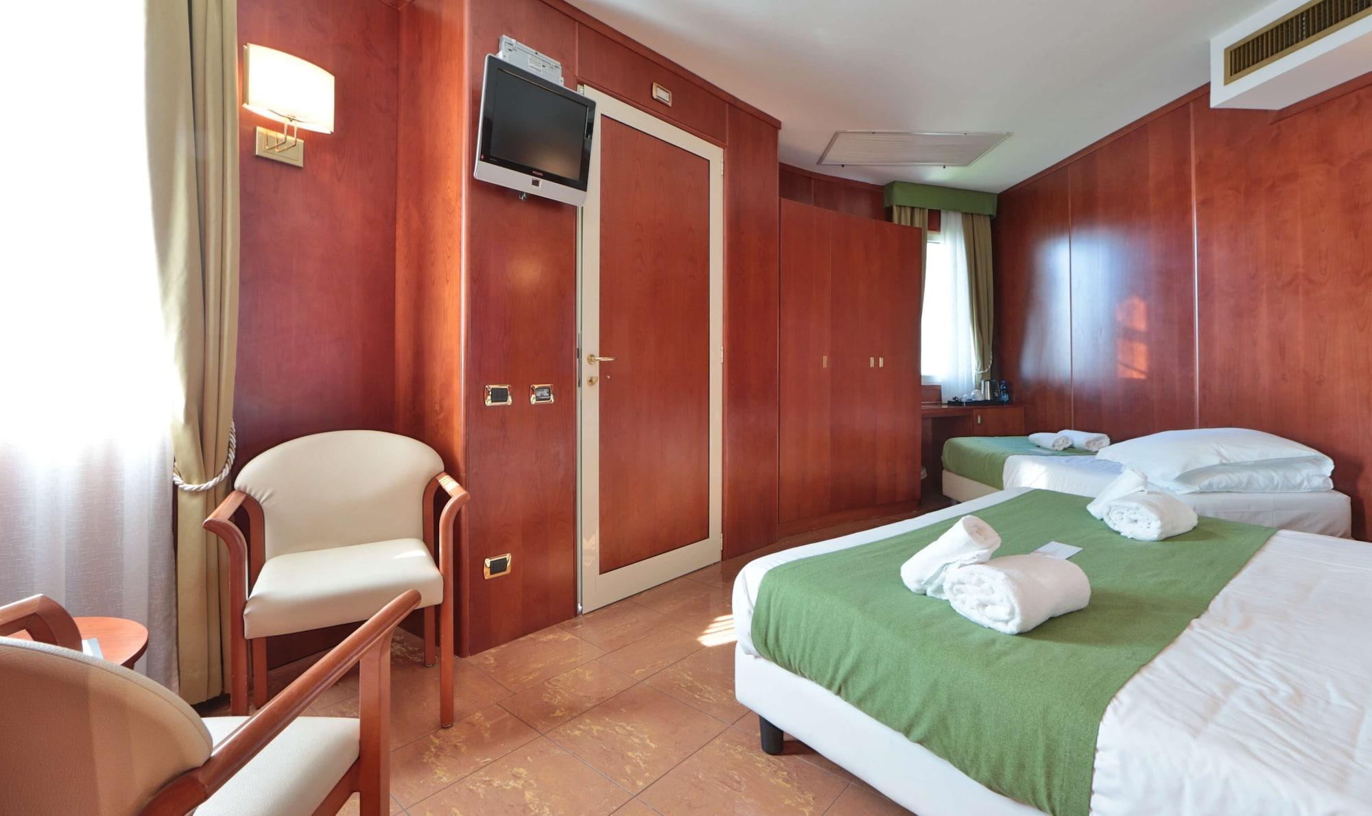 Best Western Hotel Anthurium Santo Stefano al Mare Exterior foto